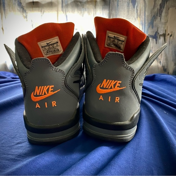 NIKE AIR FLIGHT FALCONS MENS BASKETBALL SIZE 10 - Picture 2 of 6